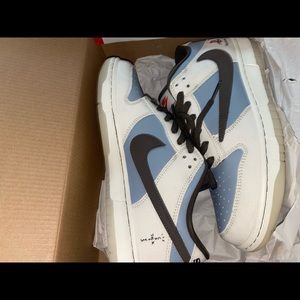 Nike dunk low PlayStation SB